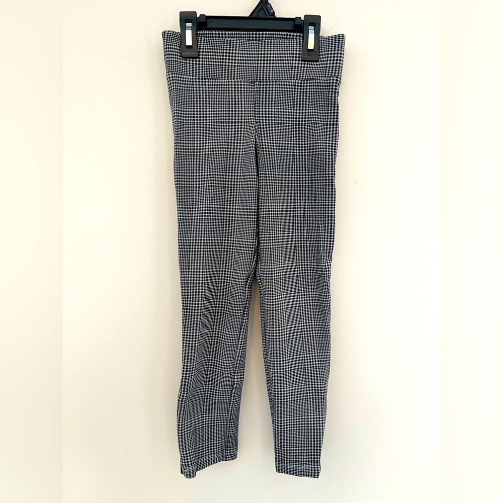 Old Navy Girls 5/6T Grey & Black Checkered Stretch Leggings